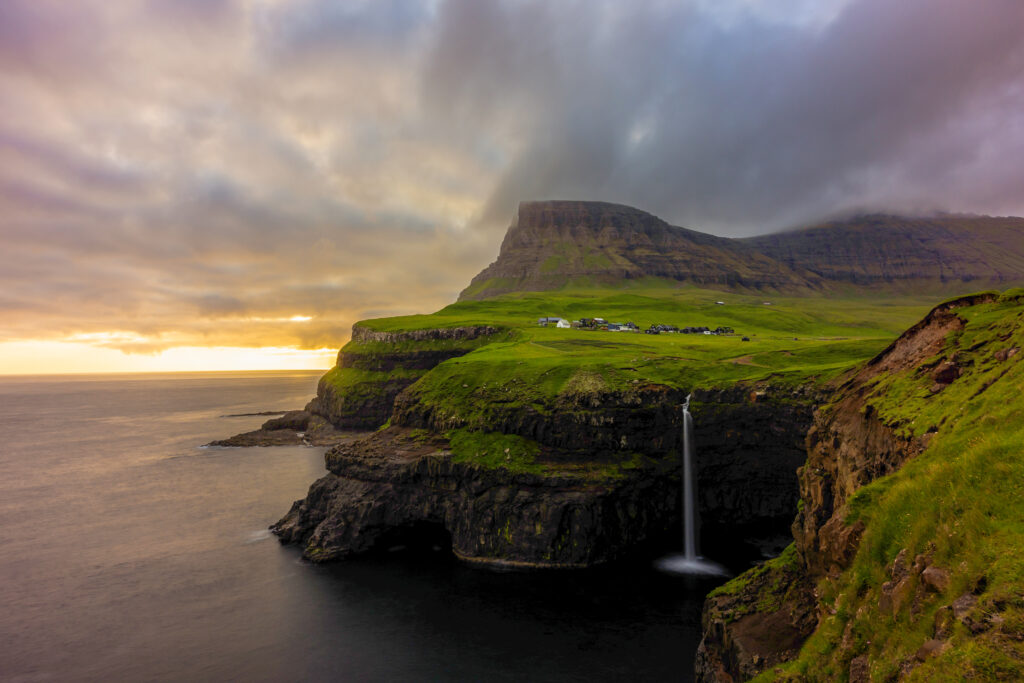 <p>Múlafossur waterfall – 2025<br />
<span style="font-size: 20px;"><strong>Faroe Islands, Europe</strong></span></p>
