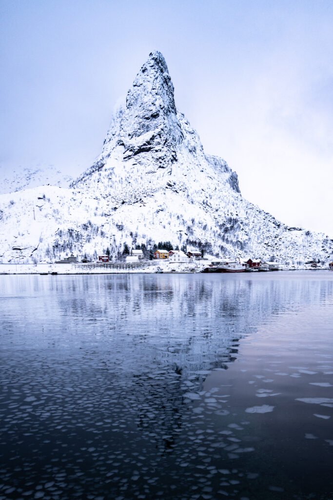 <p>Olstinden – 2026<br />
<span style="font-size: 20px;"><strong>Lofoten – Norway, Europe</strong></span></p>
